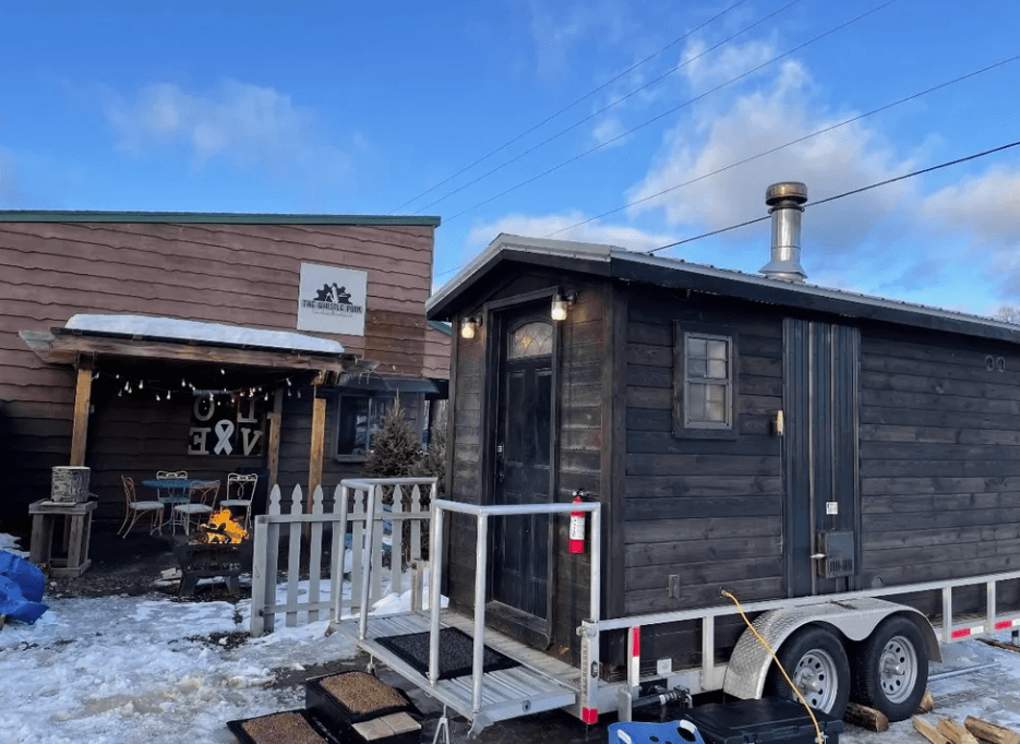 The Big Lake Sauna - Image 5